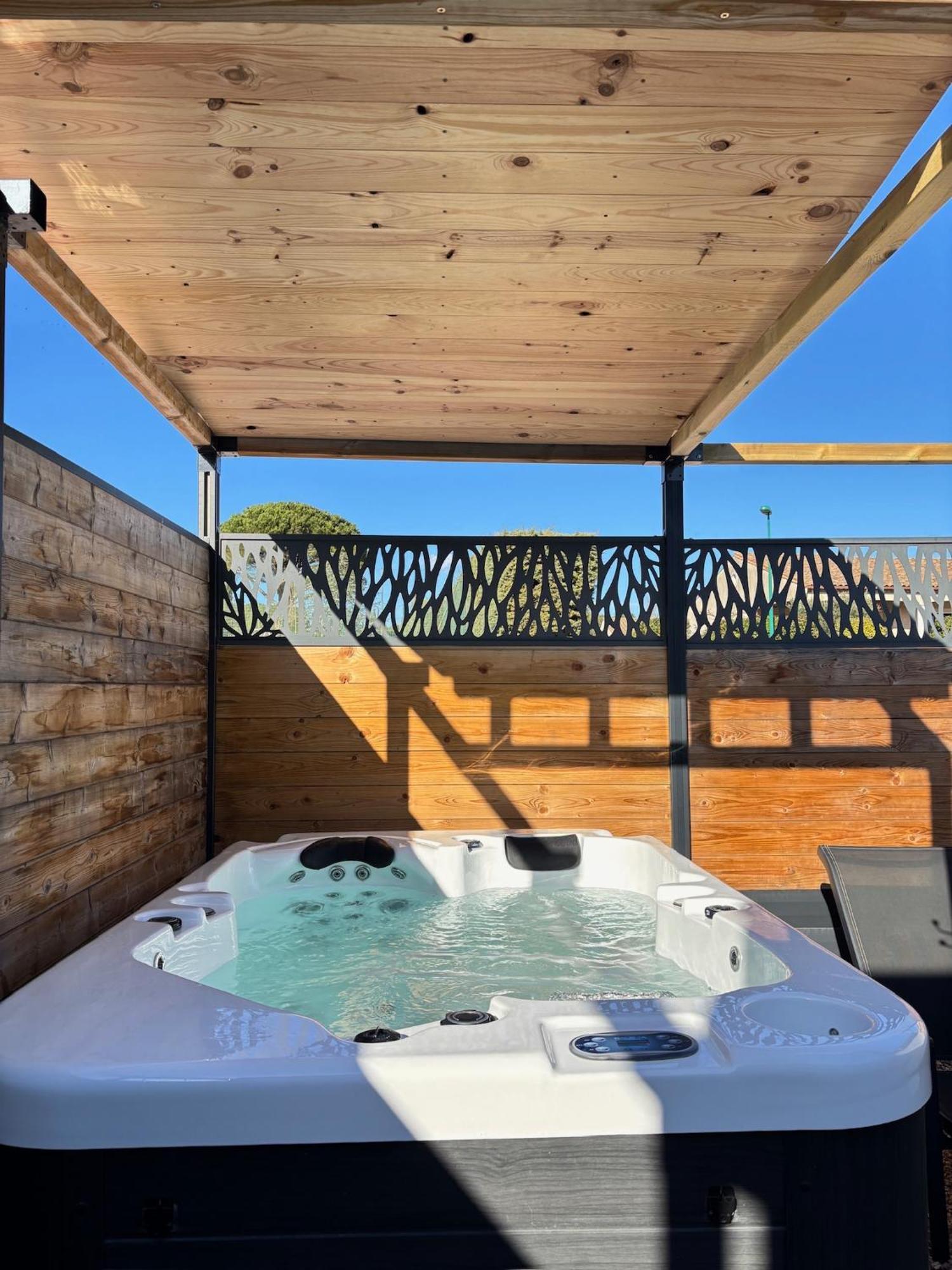 Gite & Spa Le Villemachois - 4 Etoiles - Jacuzzi Couvert - Calme Et Independant - Clim - Parking - 5 Min Carcassonne Villemoustaussou Bagian luar foto